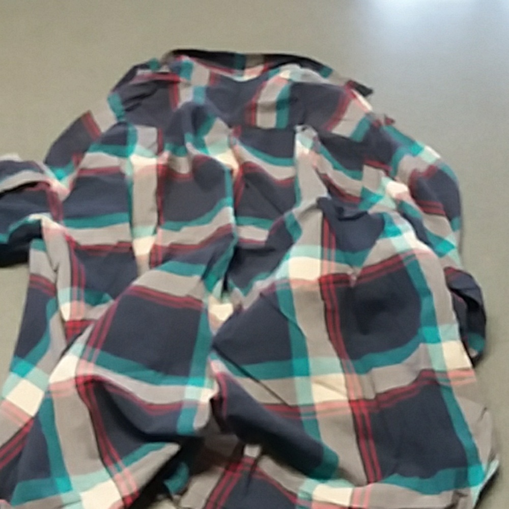 Shirt - Picture 4 of 4